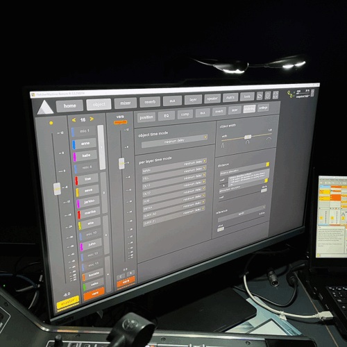 Lähikuvassa FletcherMachinen ohjausnäkymä näytössä
